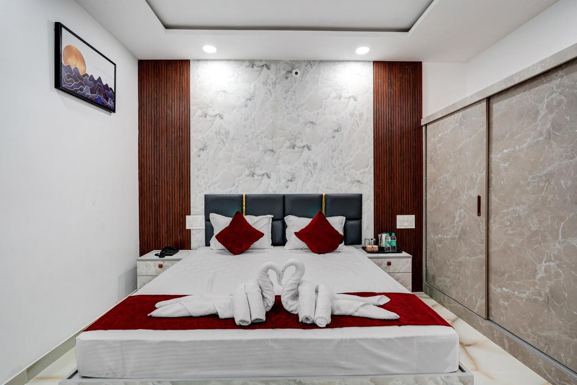 Hotel Sky Blue And Suites Bangalore Eksteriør bilde