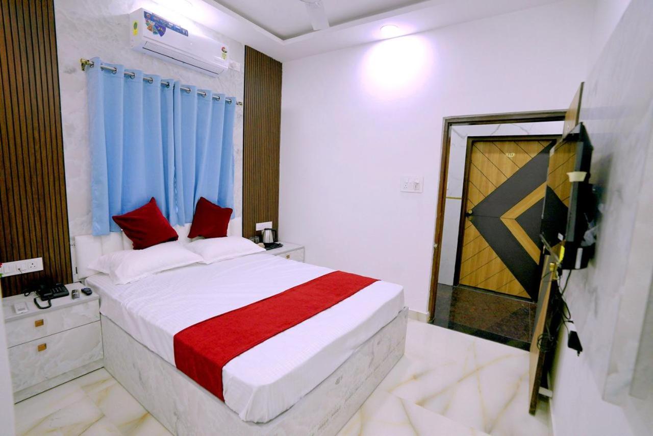 Hotel Sky Blue And Suites Bangalore Eksteriør bilde